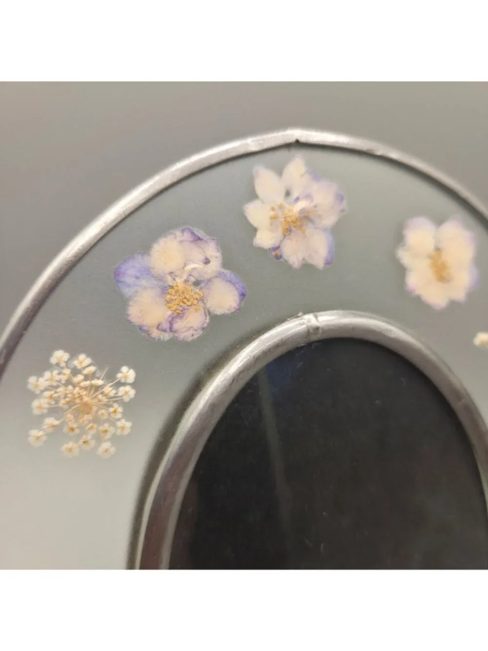 Oval Pressed Flower Glass Photo Frame Metal Trim Back Stand Rear Loading